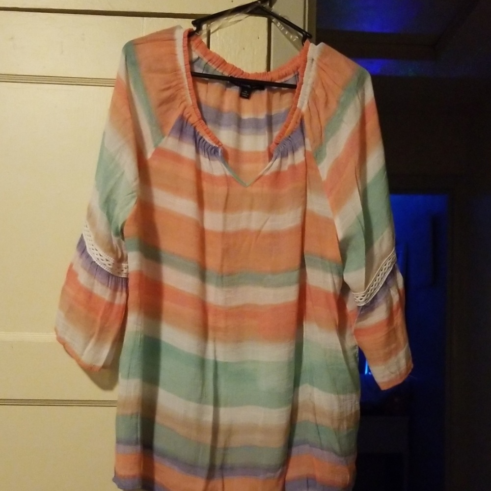 Pastel colored top